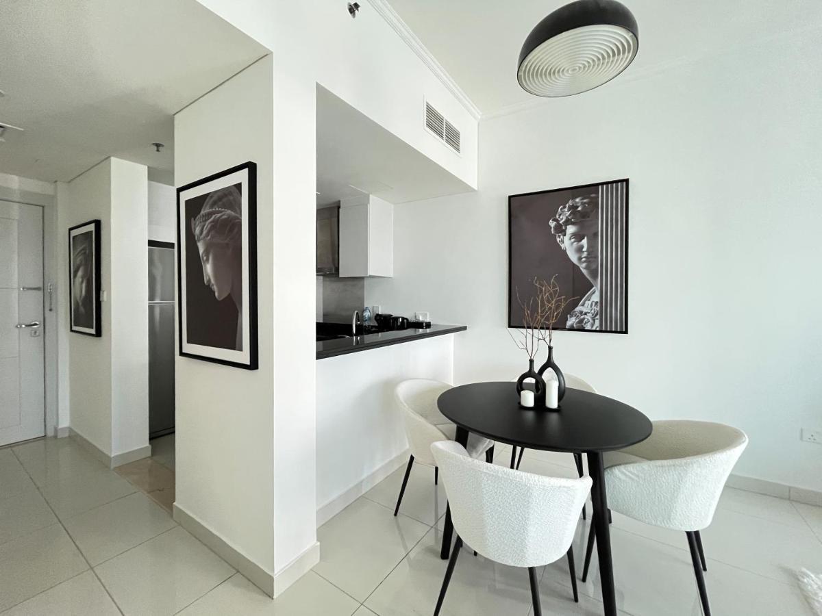 Trophy - Sparkling Suites W Palm View With Direct Access To Marina Walk Dubai Buitenkant foto