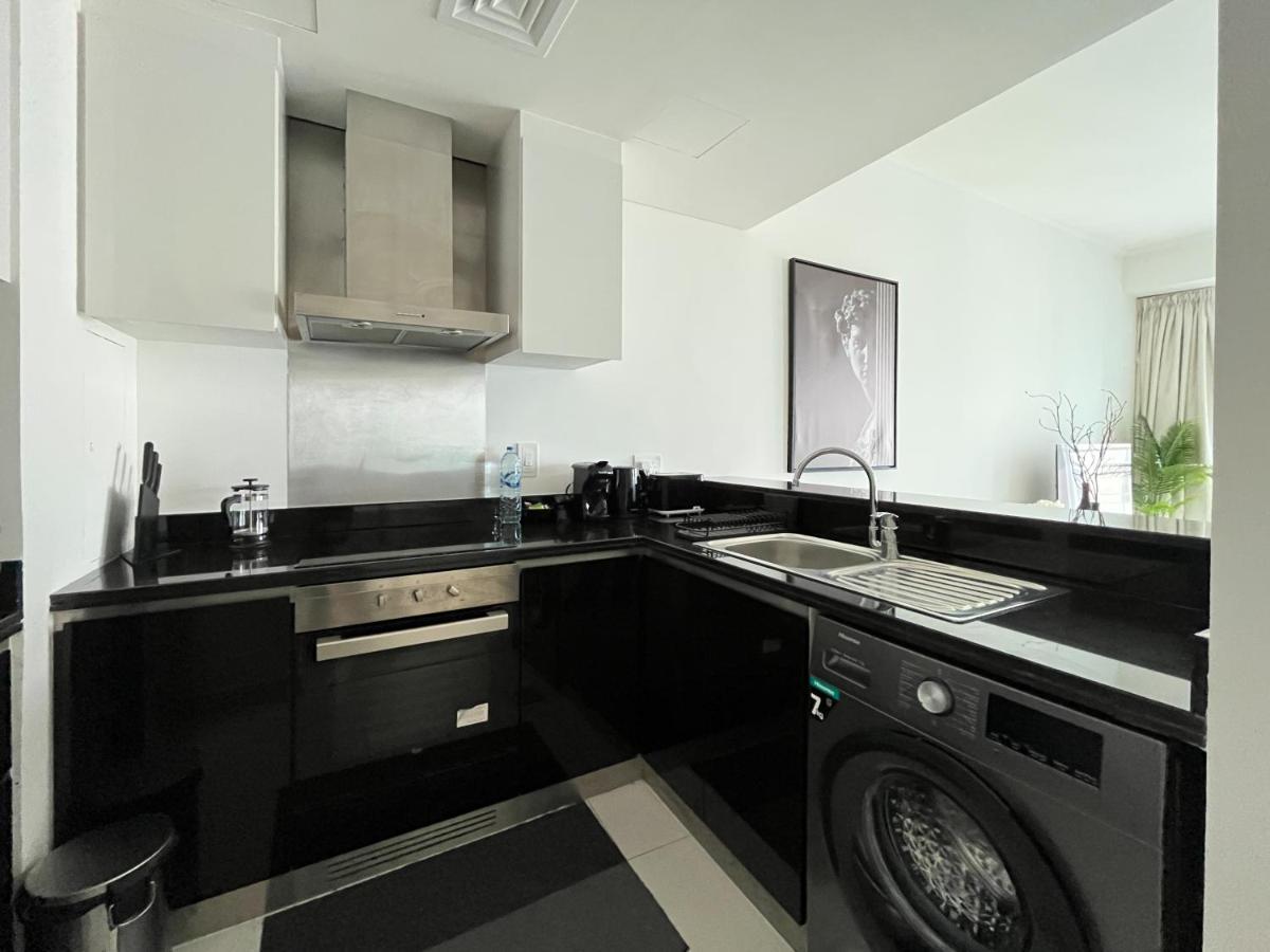 Trophy - Sparkling Suites W Palm View With Direct Access To Marina Walk Dubai Buitenkant foto