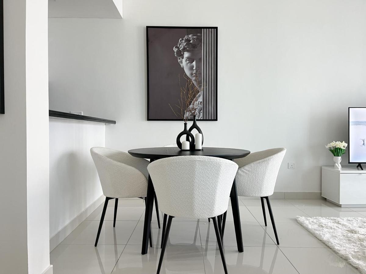 Trophy - Sparkling Suites W Palm View With Direct Access To Marina Walk Dubai Buitenkant foto